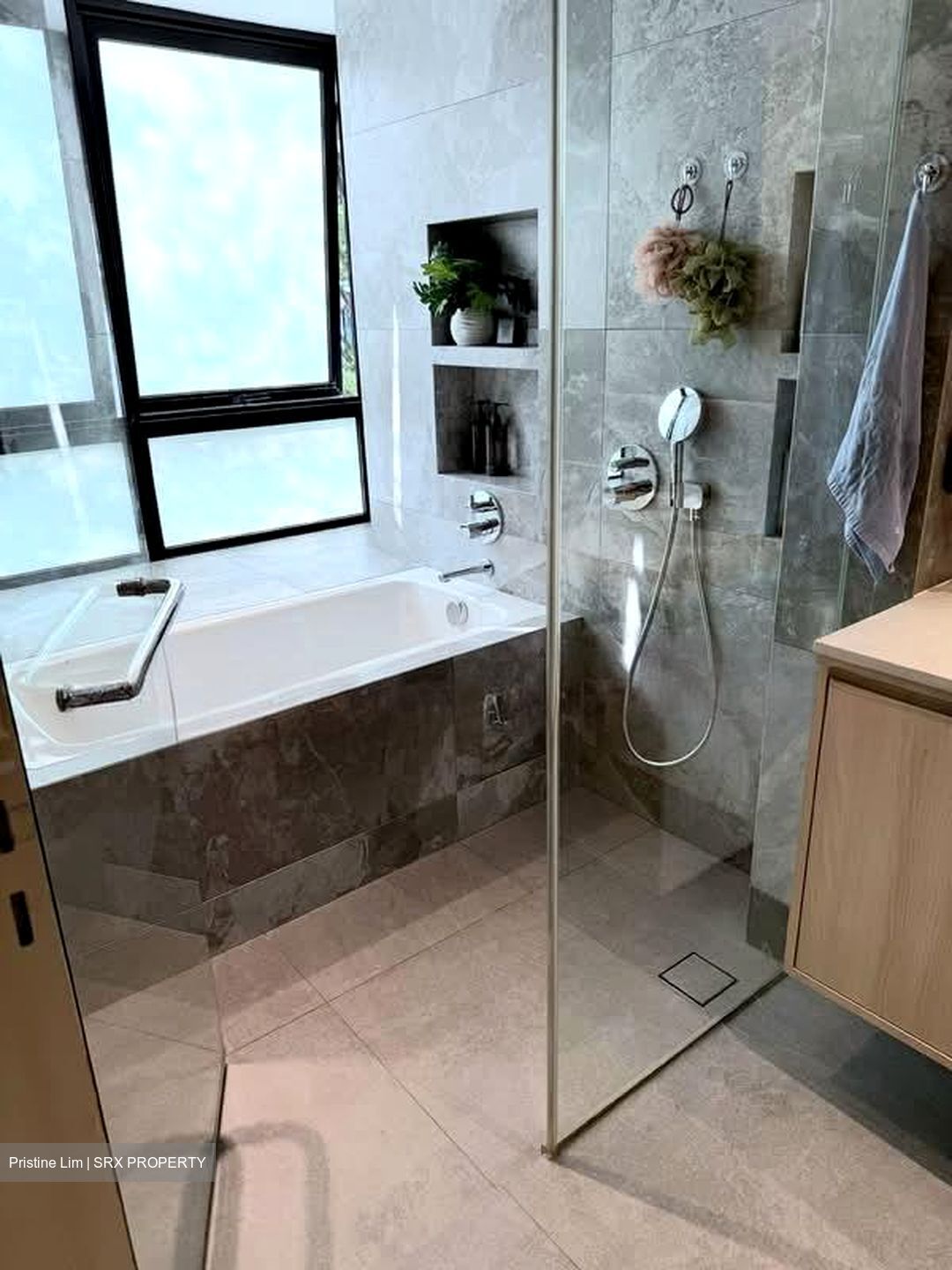 Jia (D9), Apartment #559006121
